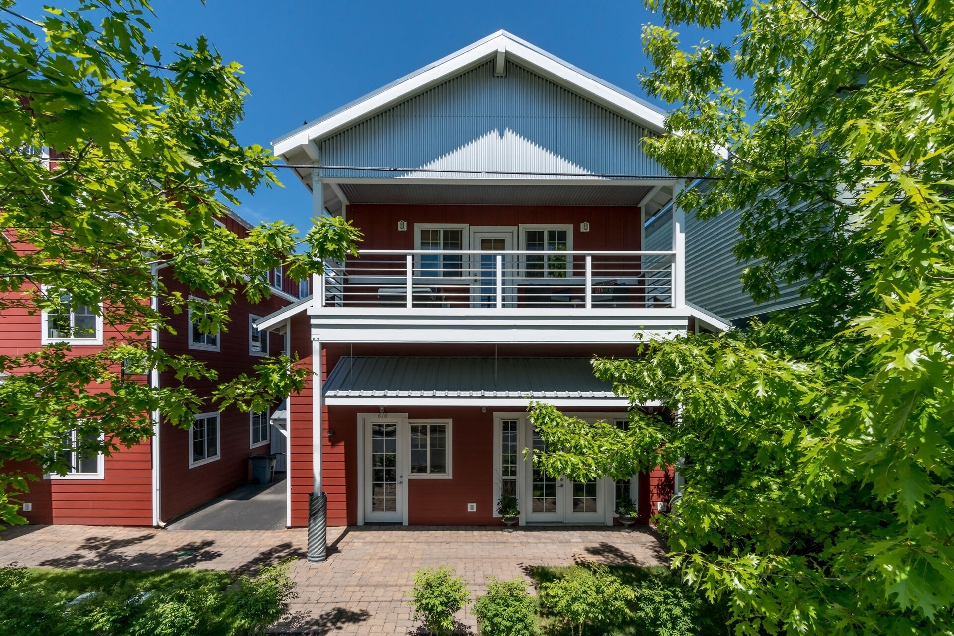 616-626 NW Arizona Ave Portfolio portfolio of 2 properties for sale on LoopNet.com Primary Photo- Image 1 of 3