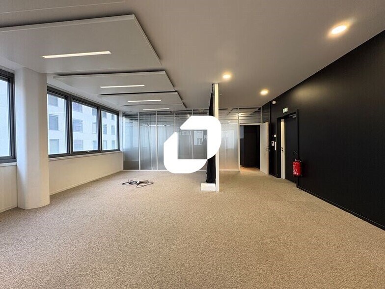 56 Rue Smith, Lyon for lease - Interior Photo - Image 1 of 19