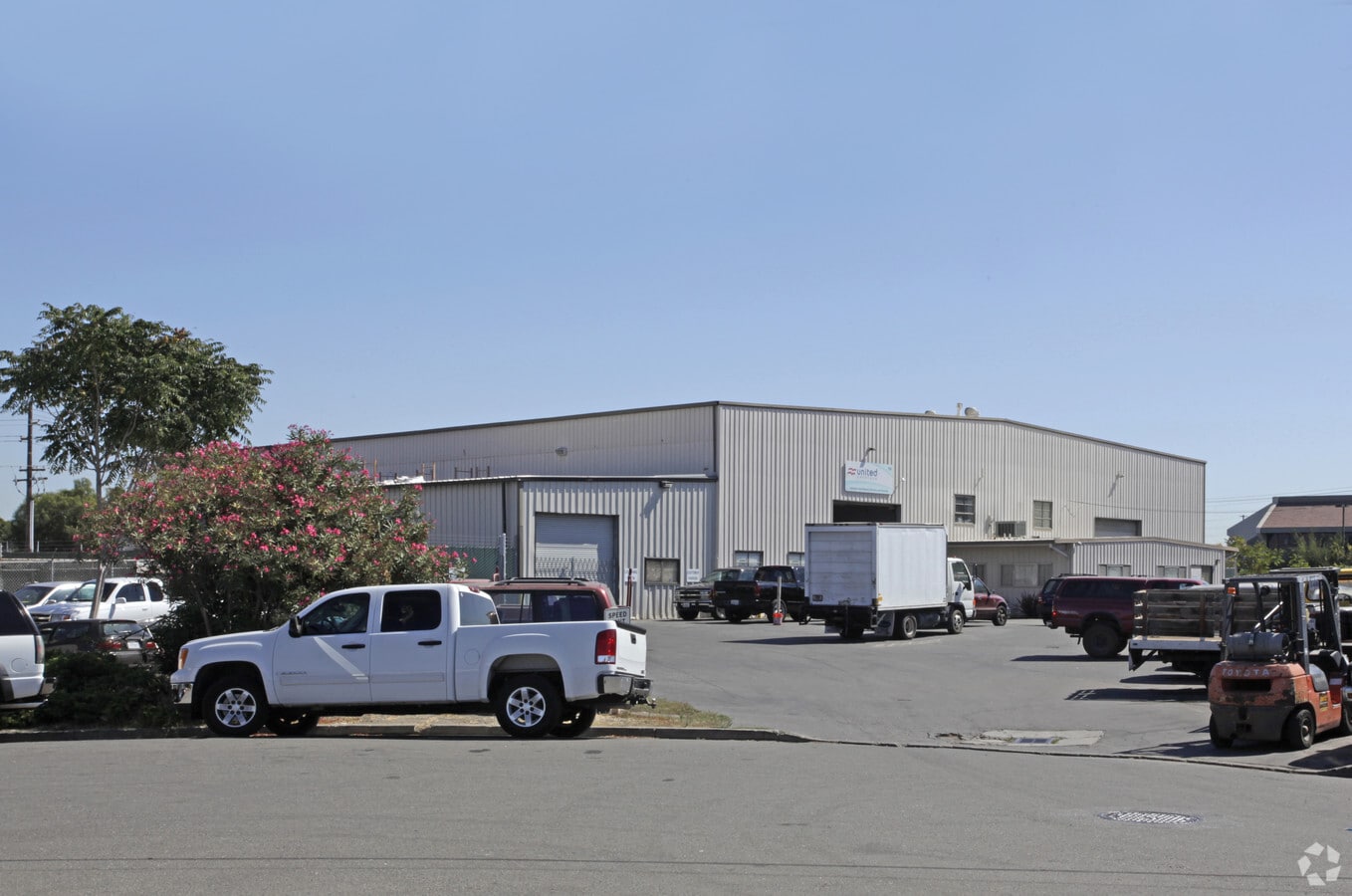 700 Comstock St, Santa Clara, CA 95054