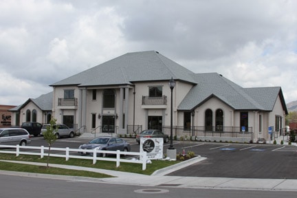 272 W 200 N, Lindon, UT for lease - Building Photo - Image 2 of 9