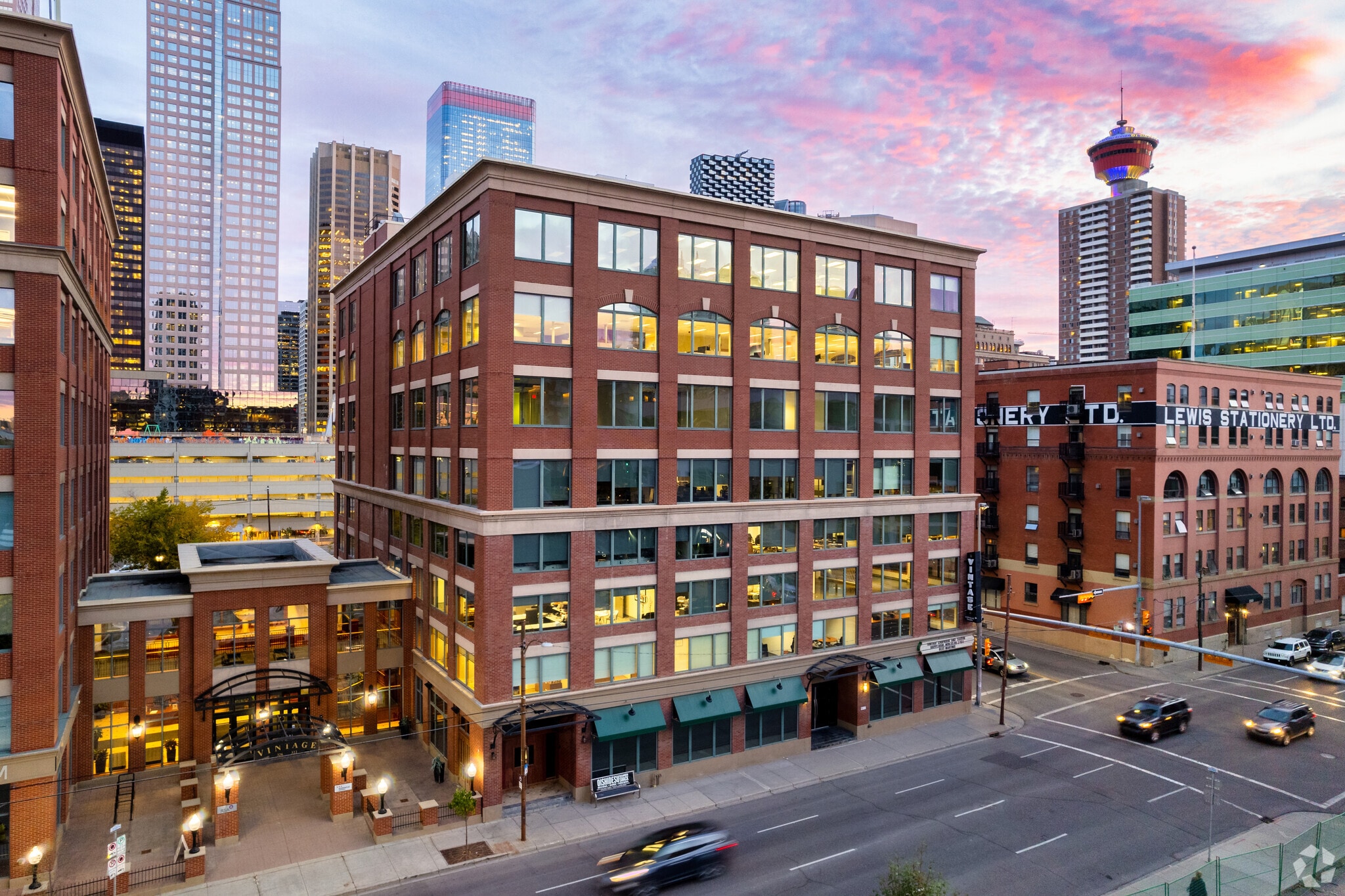 322 11th Ave SW, Calgary, AB for lease Building Photo- Image 1 of 23