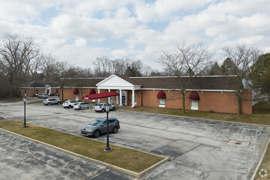 6444 Monroe St, Sylvania, OH for sale - Building Photo - Image 1 of 5