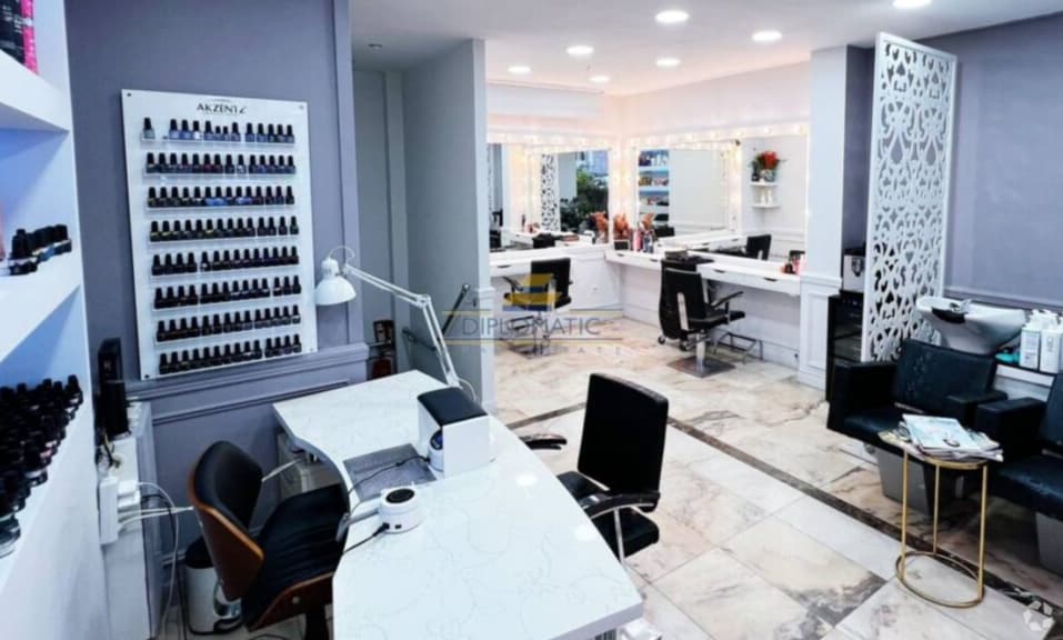 Retail in Madrid, Madrid for lease Interior Photo- Image 1 of 2