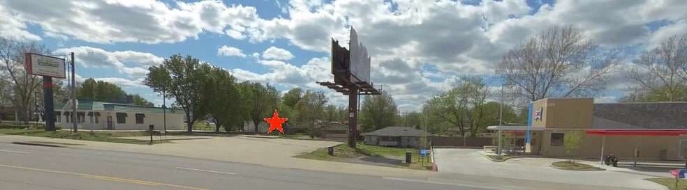 308 S Walton Blvd, Bentonville, AR for sale - Building Photo - Image 2 of 4