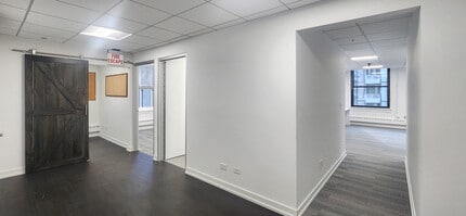180 N Michigan Ave, Chicago, IL for lease Interior Photo- Image 2 of 11