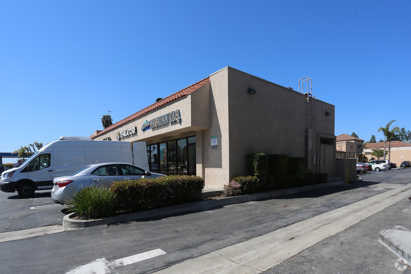 3001 Bristol St, Costa Mesa, CA 92626 Retail for Lease
