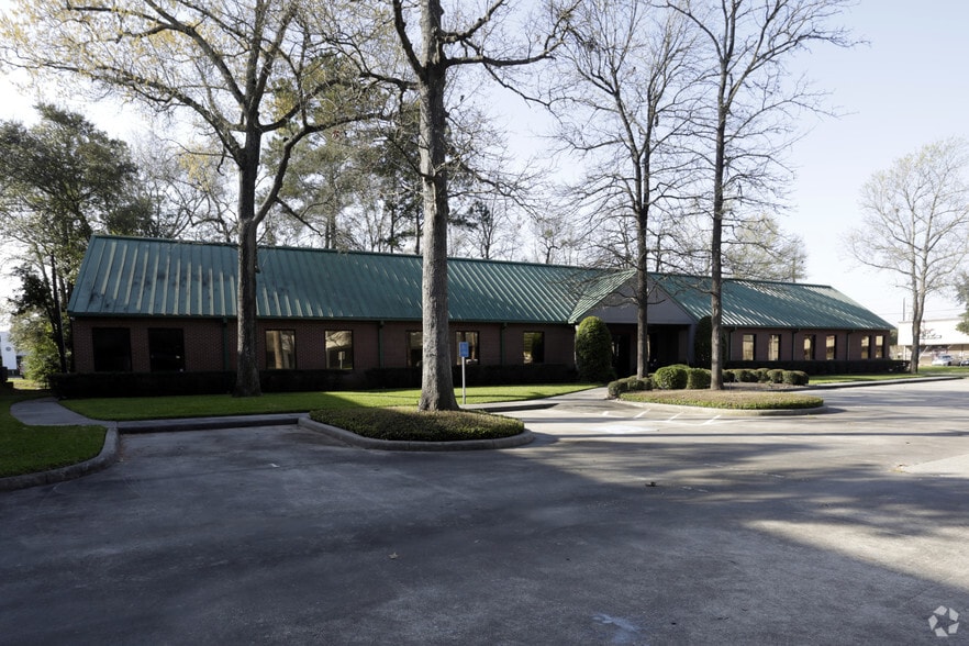 24800 Pitkin Rd, Spring, TX for sale - Primary Photo - Image 1 of 1