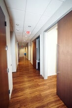 335 E Sonterra Blvd, San Antonio, TX for lease Building Photo- Image 1 of 14