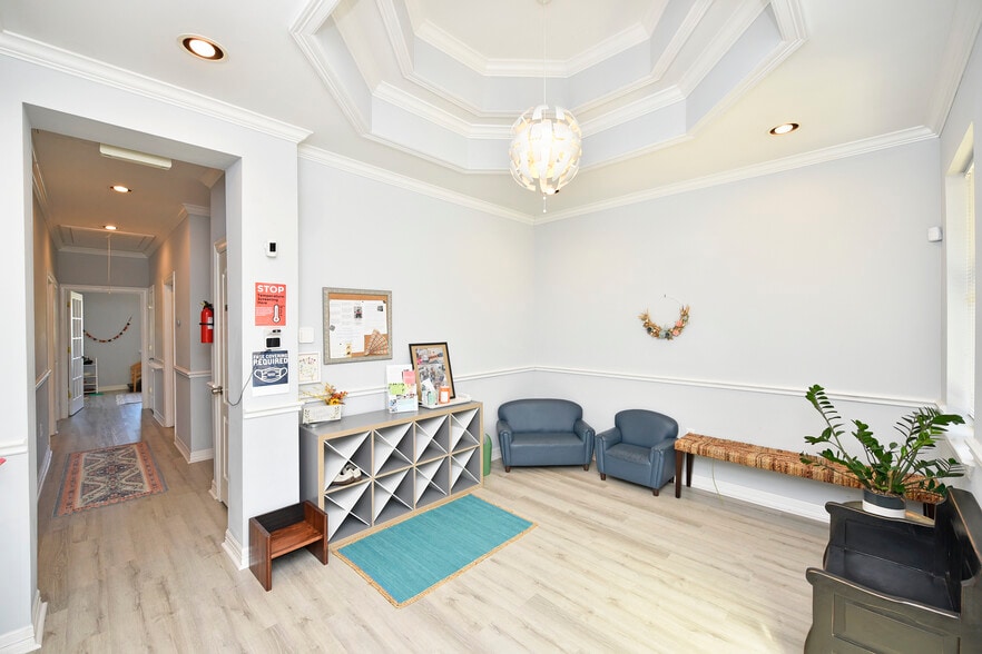 4502 Riverstone Blvd, Missouri City, TX for lease - Interior Photo - Image 3 of 4