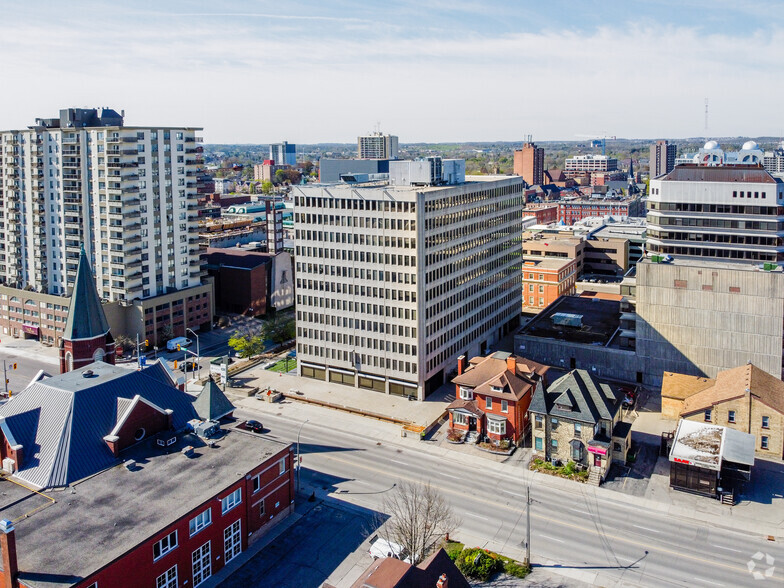 50 Queen St N, Kitchener, ON for lease - Building Photo - Image 3 of 10