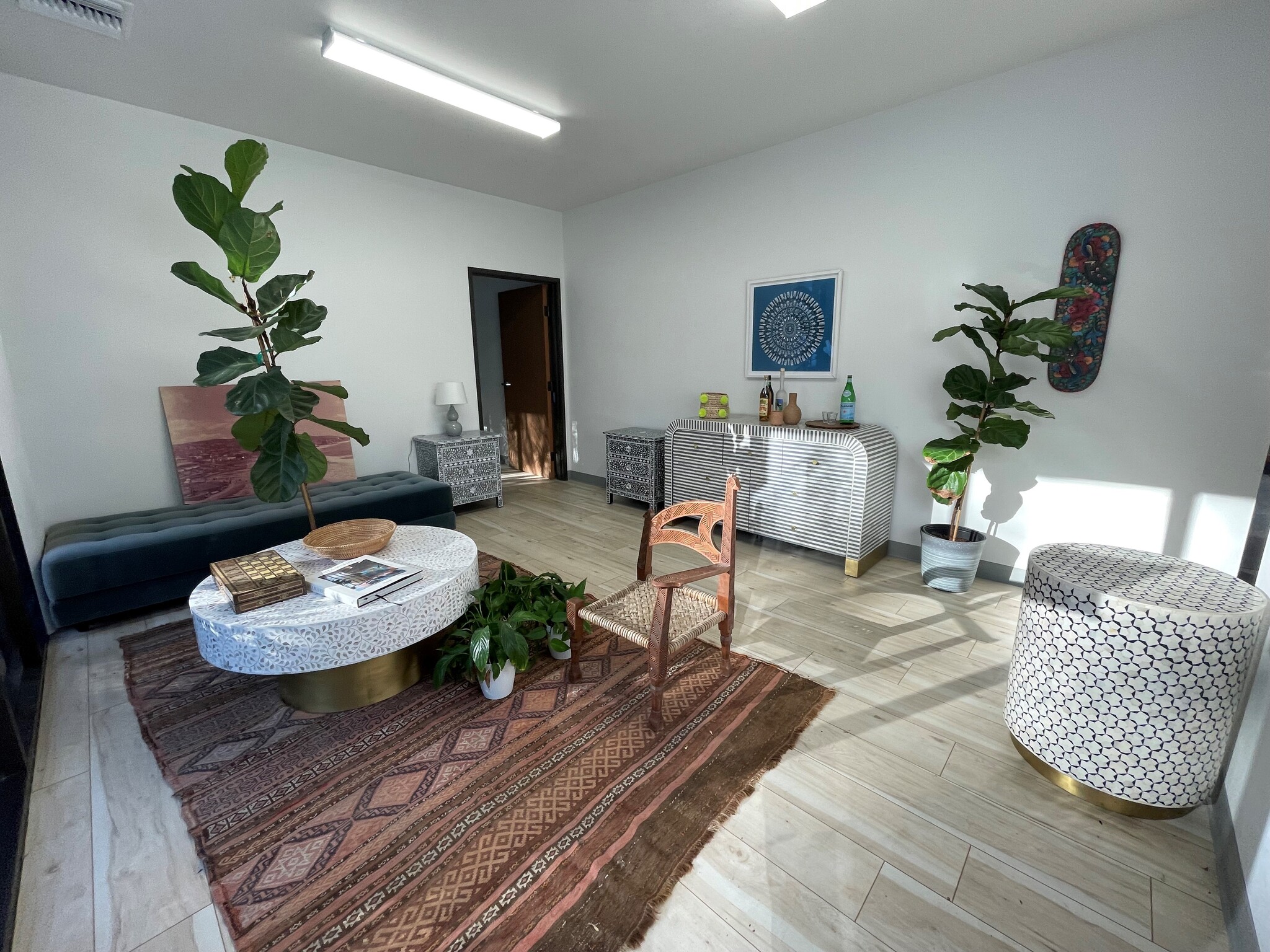 23122 Alcalde Dr, Laguna Hills, CA for lease Interior Photo- Image 1 of 4