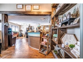 23 Railway Av, Marwayne, AB for sale Interior Photo- Image 1 of 20