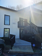 870 Wade Hampton Blvd, Greenville, SC for lease Building Photo- Image 2 of 7