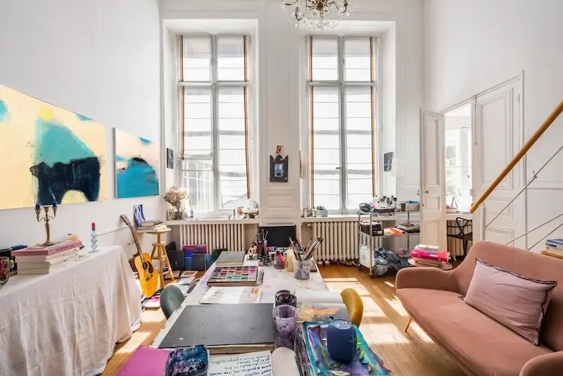 Office in Paris for lease - Building Photo - Image 1 of 12