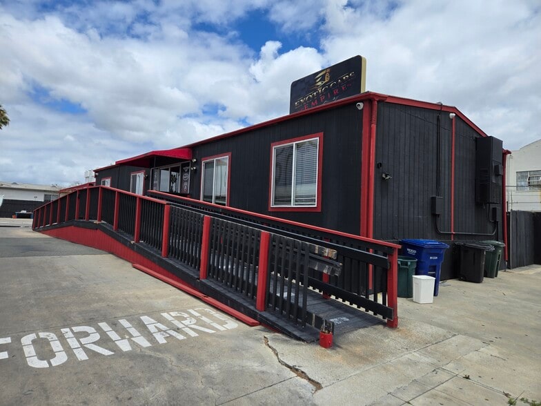 1002 W Juniper St, San Diego, CA for lease - Building Photo - Image 2 of 5