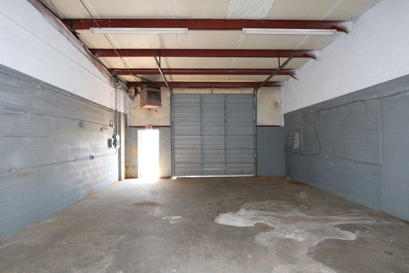 1810 E Poinsett St, Greer, SC for lease - Interior Photo - Image 3 of 9