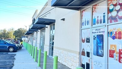 2005 N Riverside Dr, Fort Worth, TX for lease Building Photo- Image 2 of 2