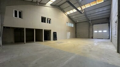 Industrial in Ennery for lease Interior Photo- Image 2 of 7