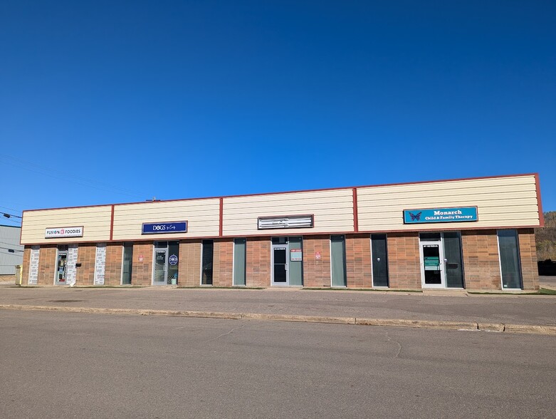 8302 Fraser Ave, Fort McMurray, AB for lease - Building Photo - Image 1 of 8