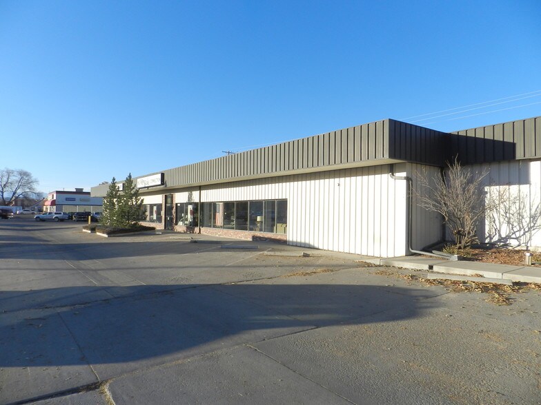 1842 S Townsend Ave, Montrose, CO for sale - Primary Photo - Image 1 of 1