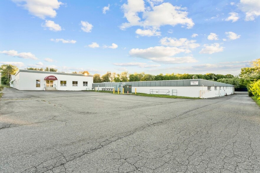 80 Wampus Ln, Milford, CT for lease - Building Photo - Image 3 of 28