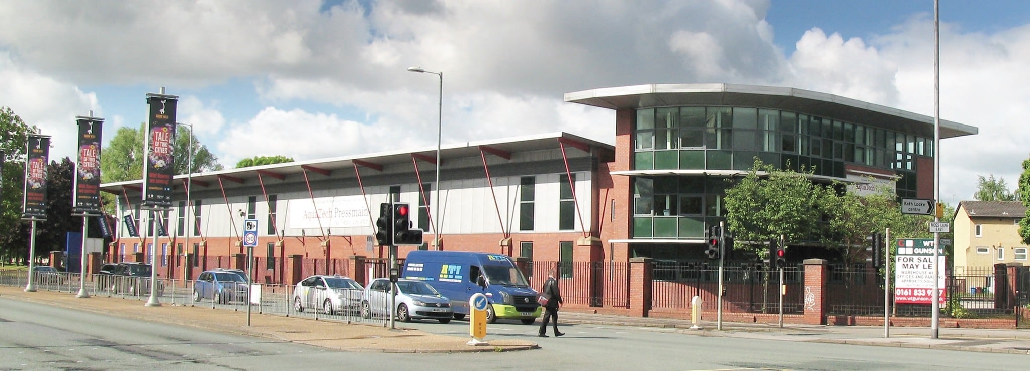 130-140 Princess Rd, Manchester for sale Primary Photo- Image 1 of 1