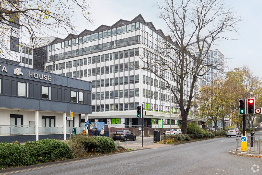 33-41 Victoria Ave, Southend On Sea for sale - Primary Photo - Image 1 of 1