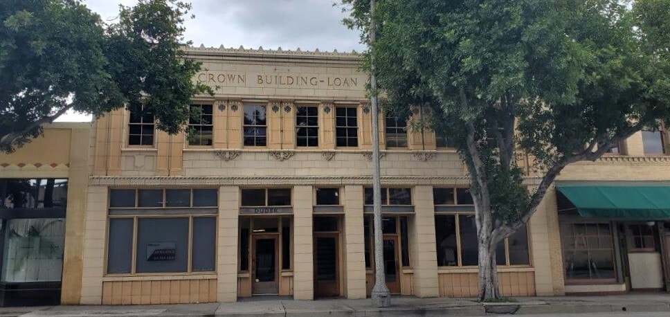 28-44 N Marengo Ave. portfolio of 4 properties for sale on LoopNet.com - Building Photo - Image 2 of 5