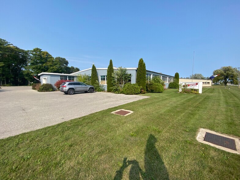 603 Bridge St, Elk Rapids, MI for sale - Primary Photo - Image 1 of 1