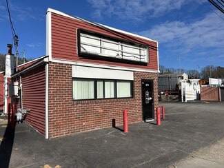 More details for 879 W Jericho Tpke, Smithtown, NY - Industrial for Lease