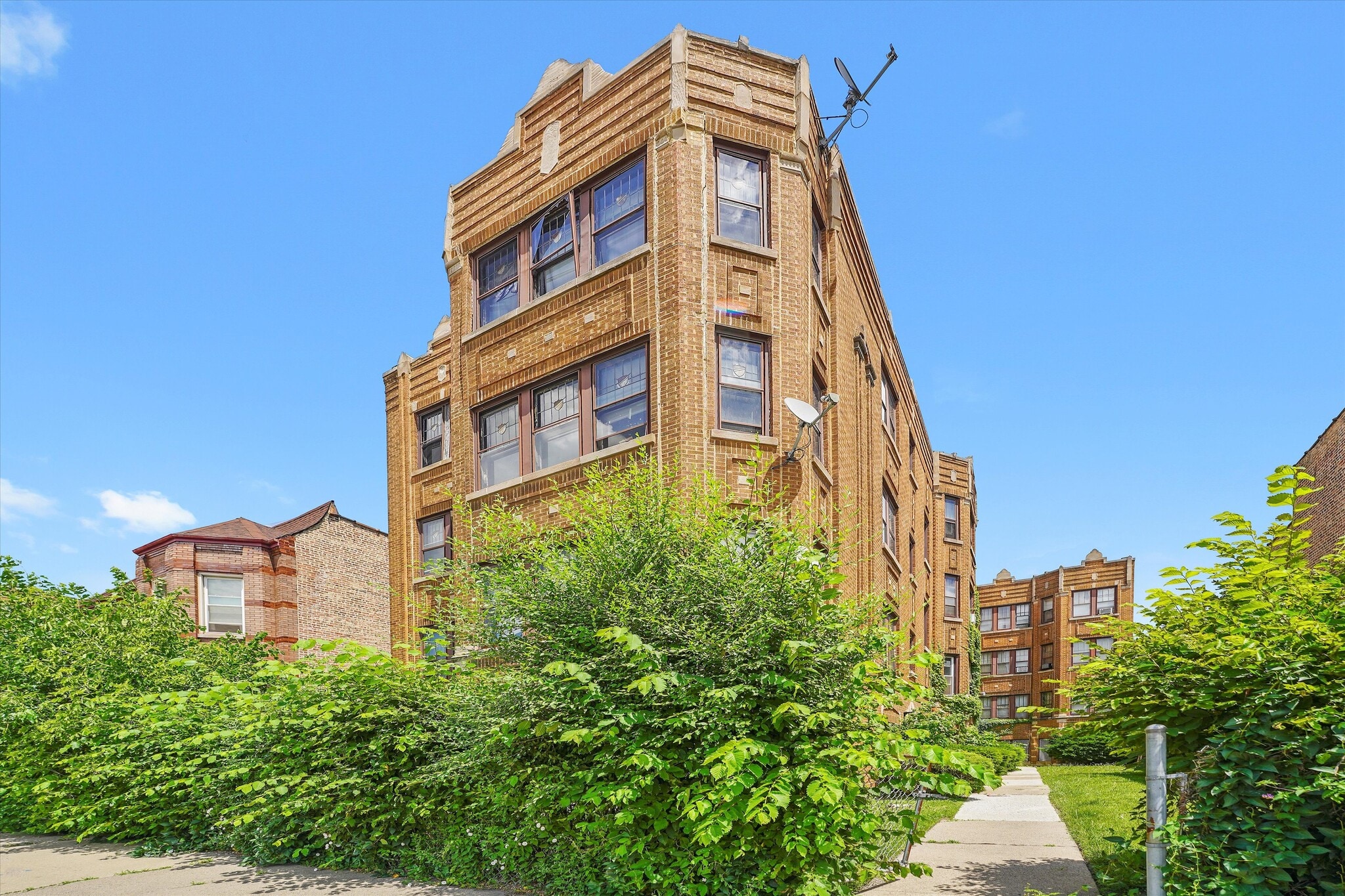 11343 S King Dr, Chicago, IL for sale Building Photo- Image 1 of 8