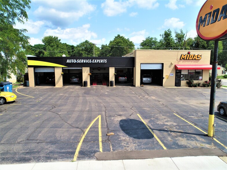 591 S Lapeer Rd, Lake Orion, MI for sale - Building Photo - Image 1 of 1