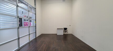 2195 Hyacinth St NE, Salem, OR for lease Interior Photo- Image 2 of 4