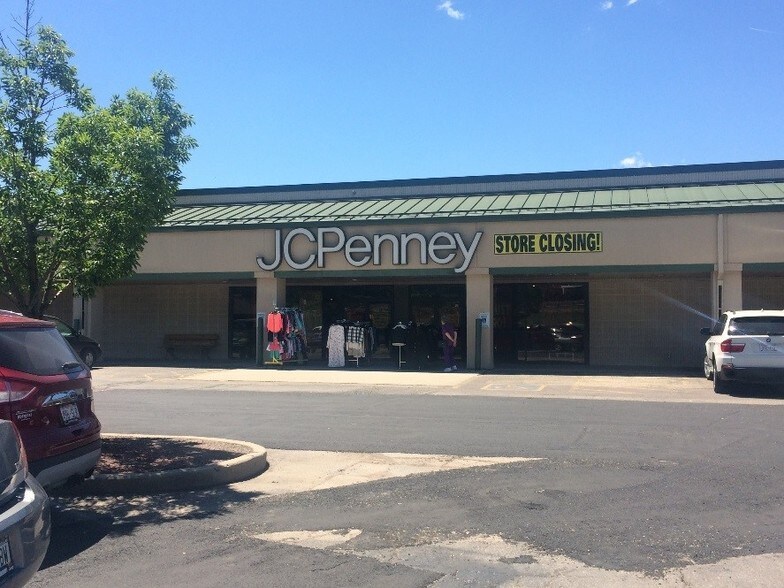 100-195 Richland Sq, Richland Center, WI for sale - Building Photo - Image 1 of 1