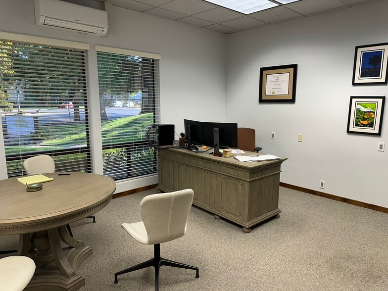 590 Vallombrosa Ave, Chico, CA for lease - Interior Photo - Image 3 of 6