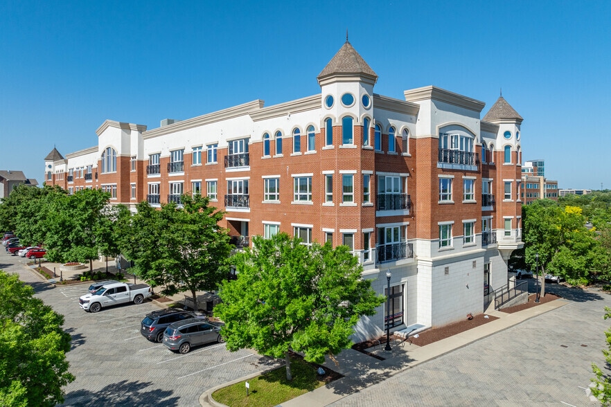 820 N Thompson Ln, Murfreesboro, TN for sale - Primary Photo - Image 1 of 33