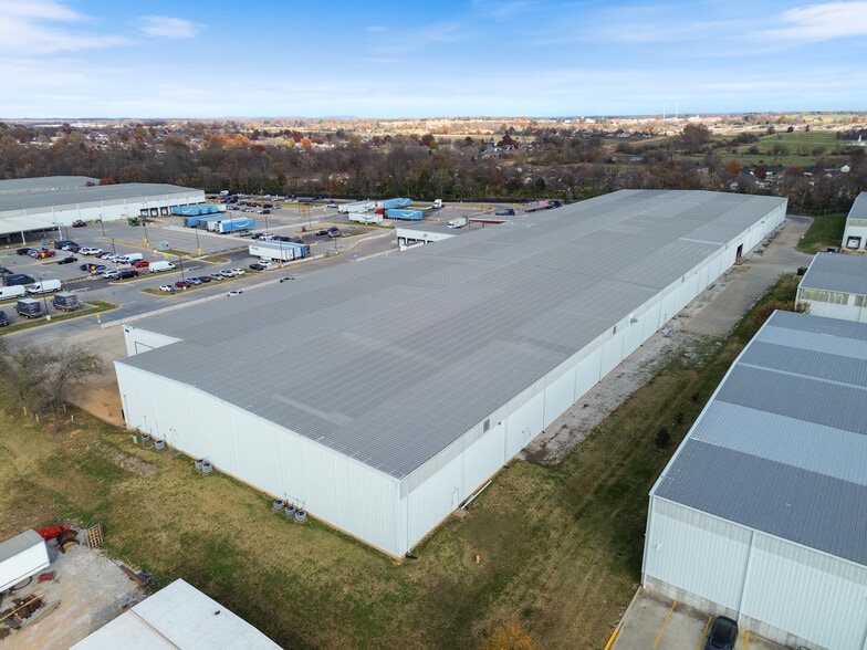 419 S Lincoln St, Lowell, AR for lease - Building Photo - Image 3 of 6