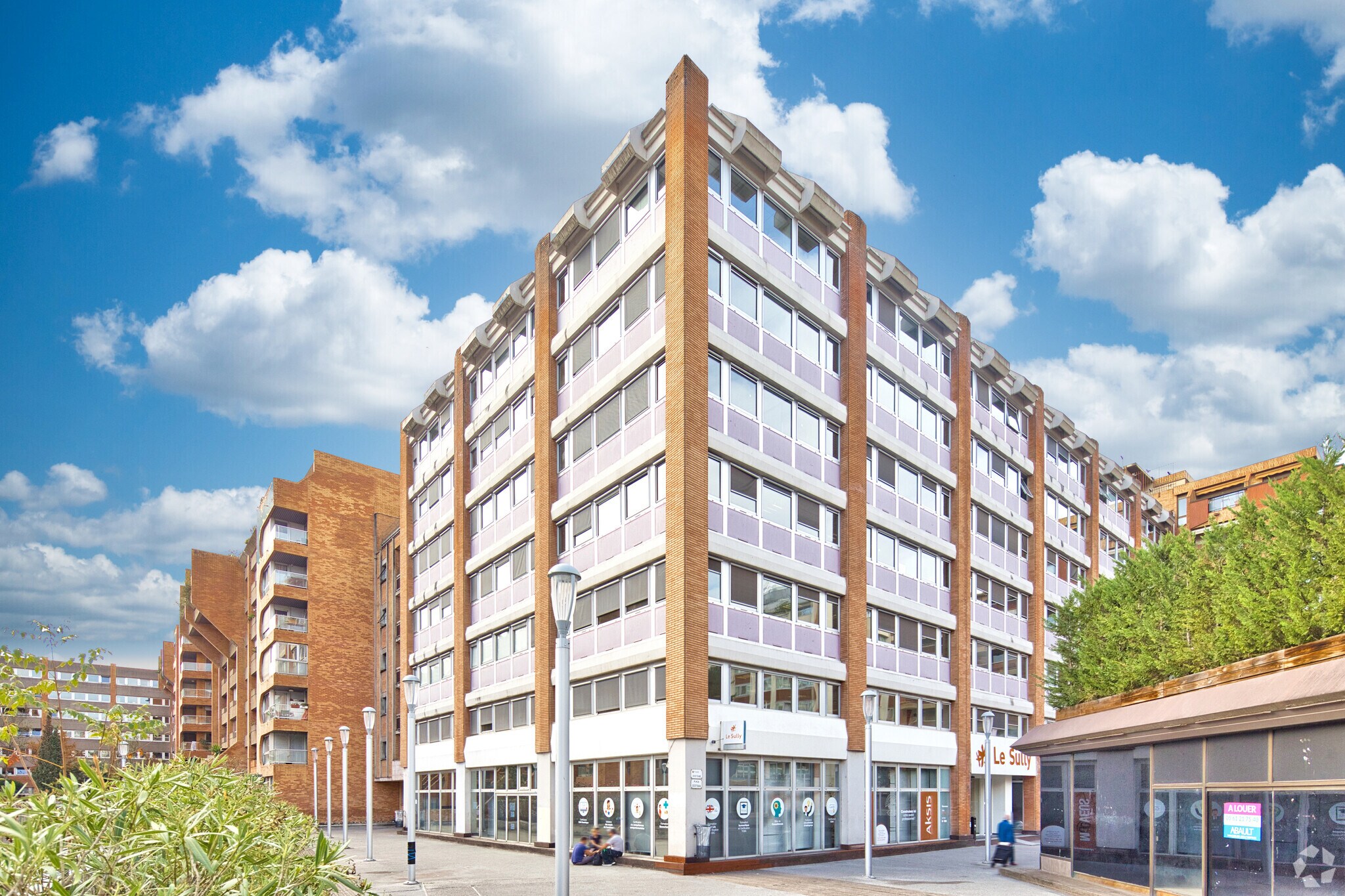 1 Place Occitane, Toulouse for lease Primary Photo- Image 1 of 15