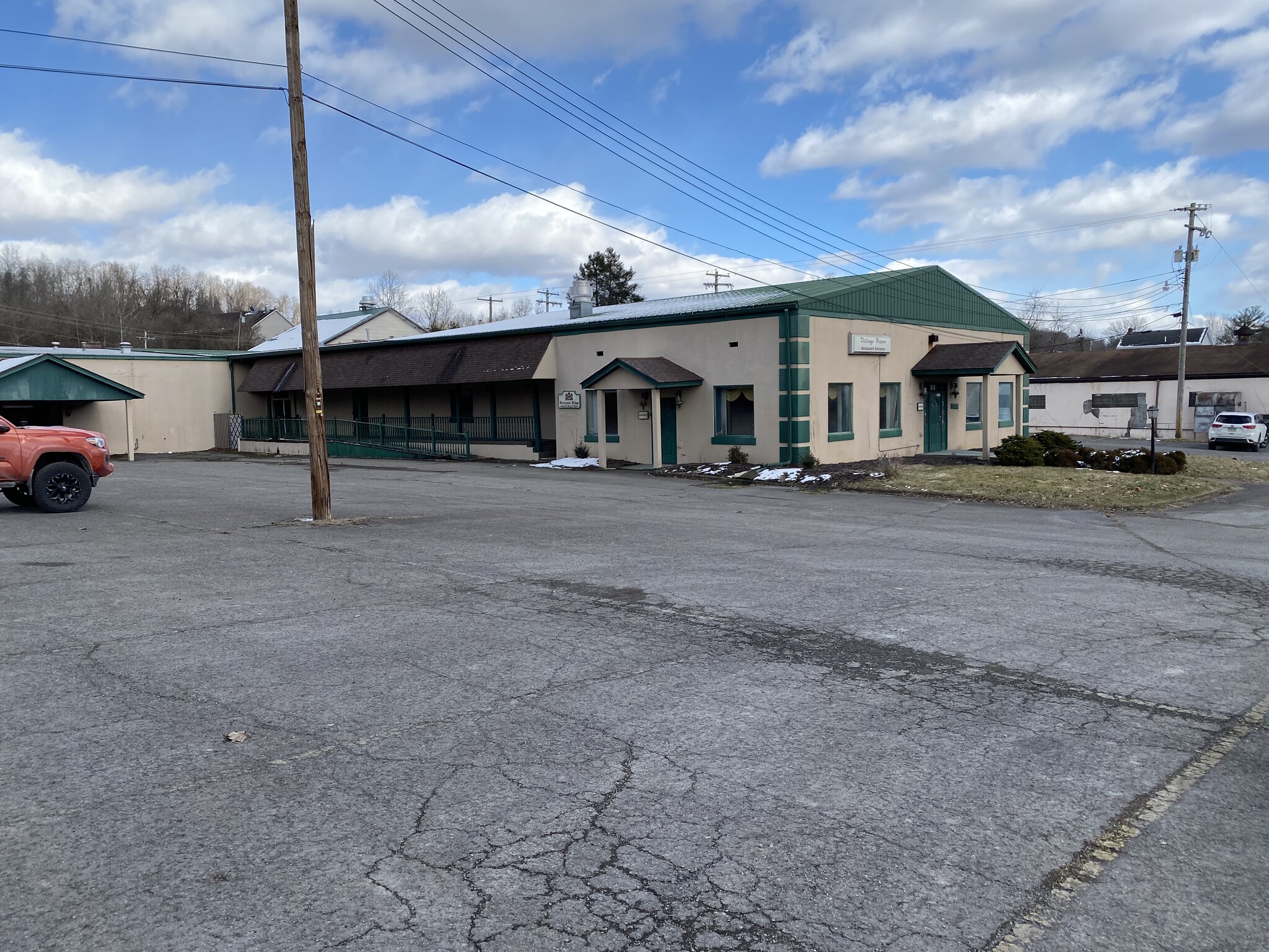 1825 Locust Ave, Fairmont, WV for sale Building Photo- Image 1 of 1