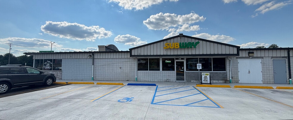 800-836 W Bellevue St, Leslie, MI for lease - Building Photo - Image 3 of 5