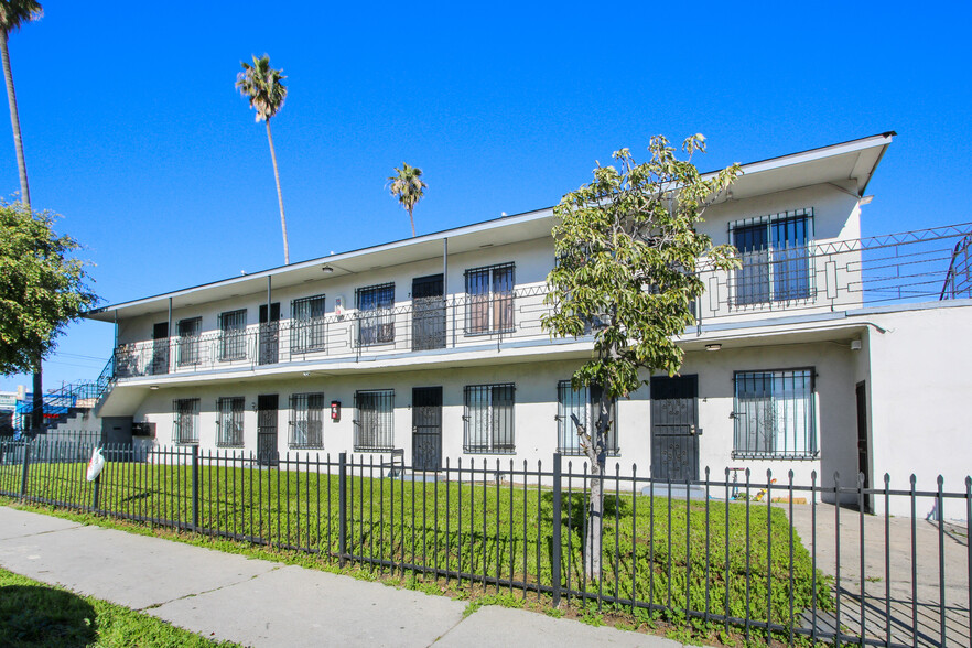 11226 S Figueroa St, Los Angeles, CA for sale - Building Photo - Image 1 of 1