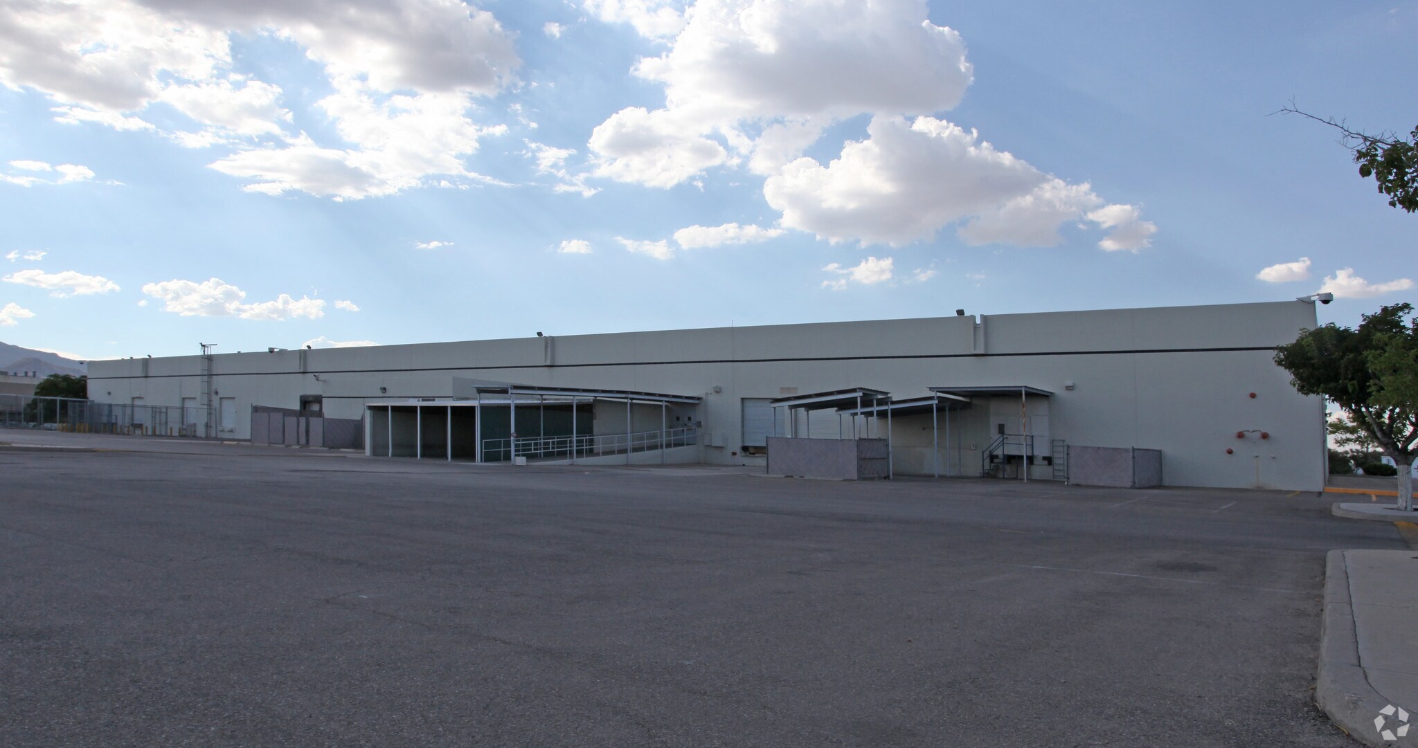 46 Butterfield Trail Blvd, El Paso, TX 79906 Industrial for Lease