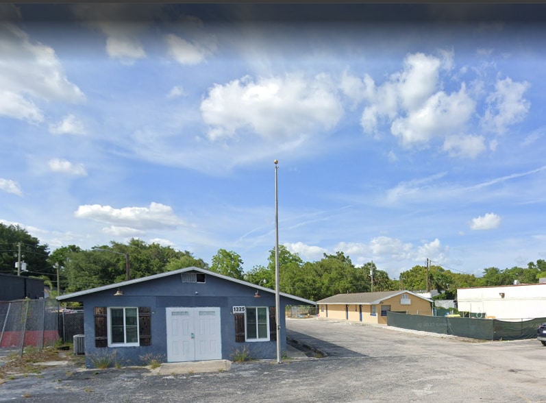 1325/1329 E Altamonte Drive portfolio of 2 properties for sale on LoopNet.com - Building Photo - Image 3 of 10