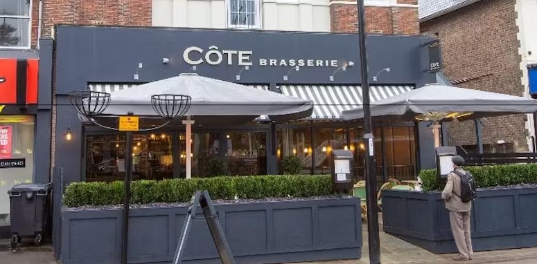 59-61 The Broadway, Haywards Heath for lease - Primary Photo - Image 1 of 6