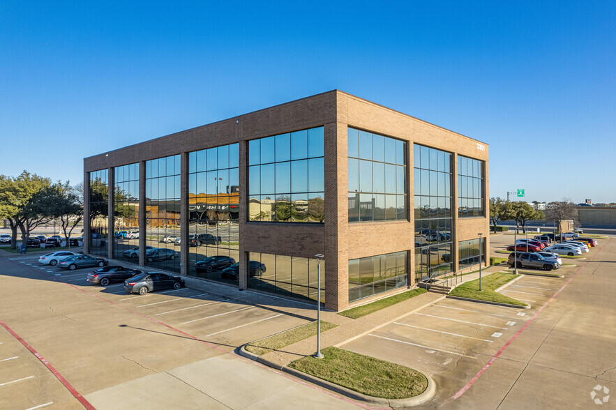 3301 Airport Fwy, Bedford, TX for lease - Building Photo - Image 2 of 17