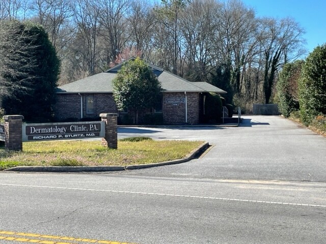 1114 Cornelia Rd, Anderson, SC for sale Primary Photo- Image 1 of 1