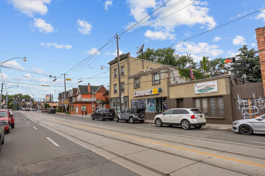 1264 College St, Toronto, ON for sale - Building Photo - Image 2 of 8