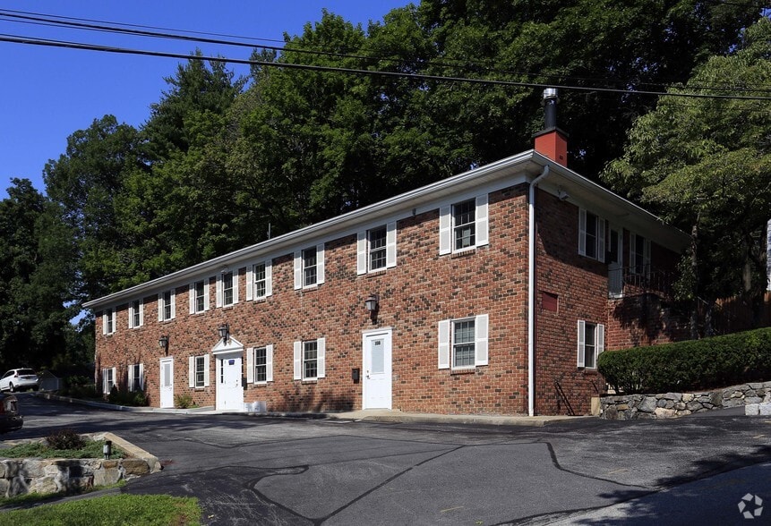 160 N State Rd, Briarcliff Manor Village, NY for lease - Primary Photo - Image 1 of 18