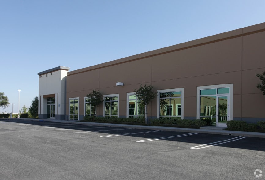 21840 Cactus Ave, Riverside, CA for lease - Building Photo - Image 2 of 7