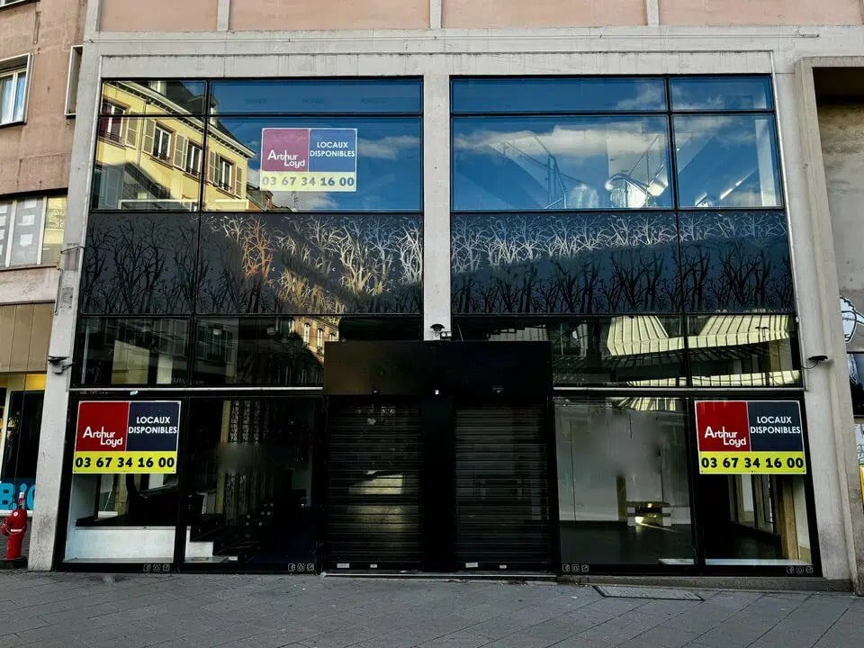 Retail in Strasbourg for lease Building Photo- Image 1 of 22